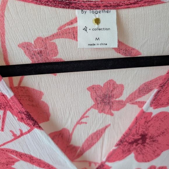 By Together Pink Floral V-Neck Blouse - Picture 2 of 8